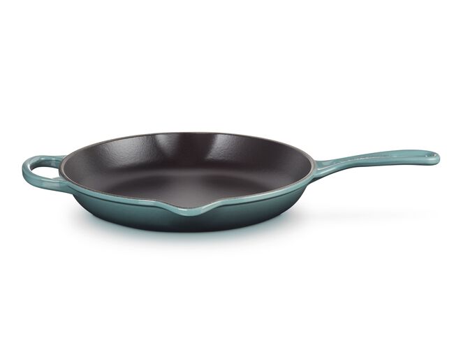 Skillet, view 2